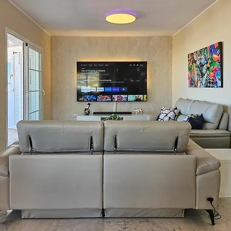 Apartmán Modern 3 Bedroom Penthouse