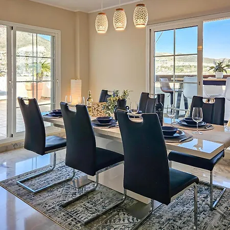 Modern 3 Bedroom Penthouse * Benalmádena