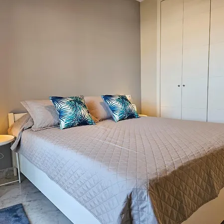 Modern 3 Bedroom Penthouse Apartmán